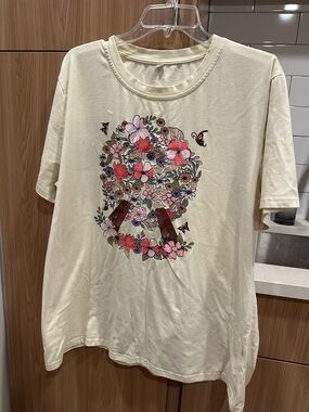 Floral EPCOTSign Graphic Tee in pale yellow